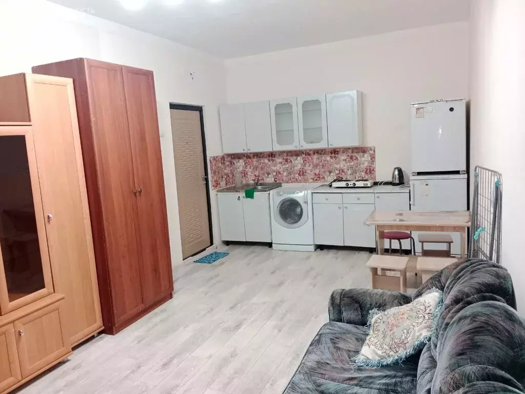 Квартира-студия: Якутск, улица Дзержинского, 22/6 (20 м) - Фото 1