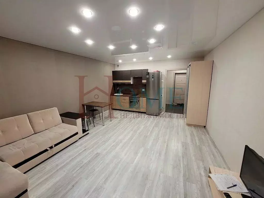 Студия Новосибирская область, Новосибирск ул. Плющихинская, 1 (34.0 м) - Фото 1