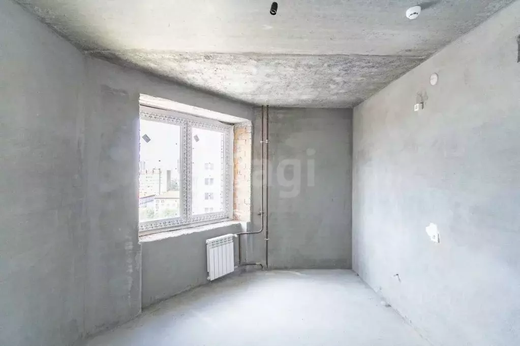 3-к кв. Тюменская область, Тюмень Севастопольская ул., 2к4 (98.7 м) - Фото 0