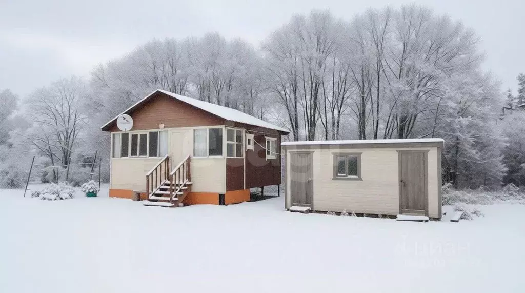 Дом в Ленинградская область, Киришский район, Пчевжинское с/пос, пос. ... - Фото 1