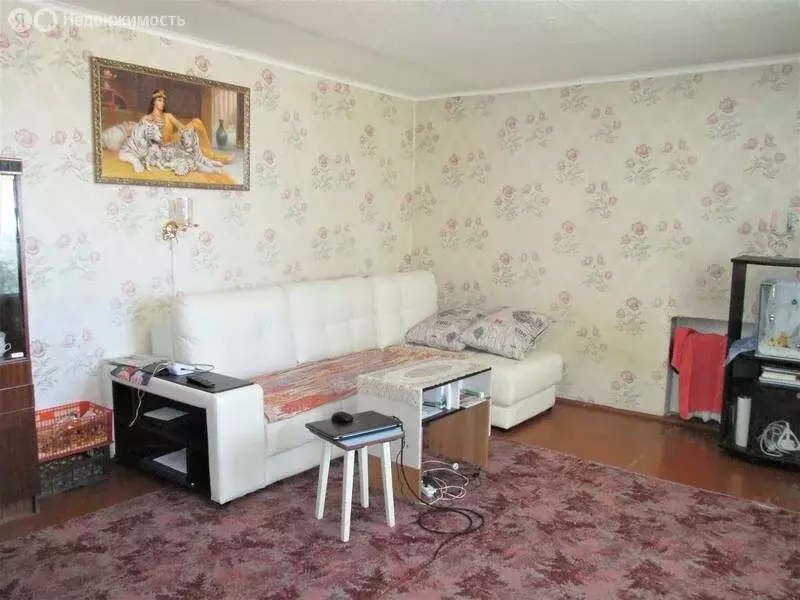 3-комнатная квартира: Ялуторовск, улица Лизы Чайкиной, 32А (66 м) - Фото 1