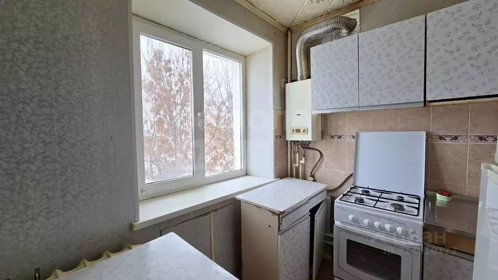 2-к кв. Оренбургская область, Оренбург Алтайская ул., 12 (39.7 м) - Фото 1