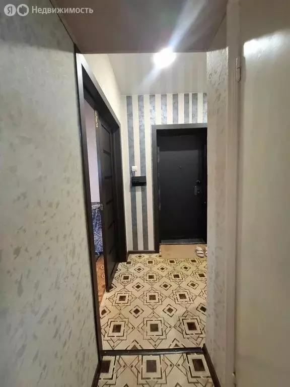 1-комнатная квартира: Нерюнгри, улица Аммосова, 10/2 (36 м) - Фото 1
