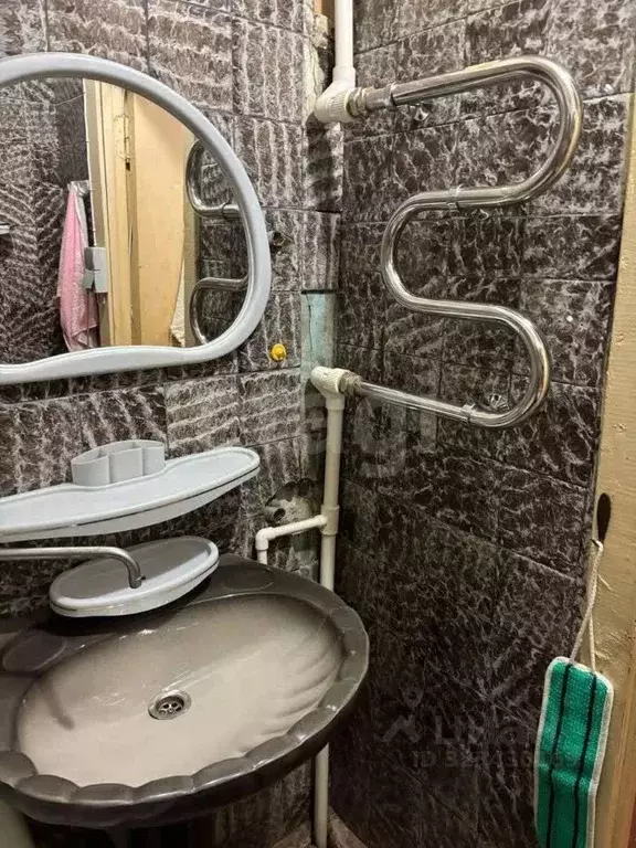 2-к кв. Ярославская область, Рыбинск ул. Моторостроителей, 25 (47.7 м) - Фото 1