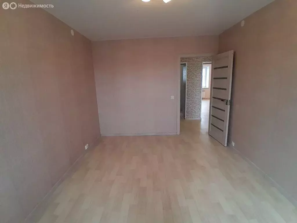 3-комнатная квартира: Вологодская область, рабочий посёлок Шексна, ... - Фото 2