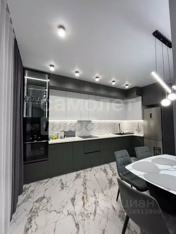 2-к кв. Крым, Симферополь пер. Мраморный, 36 (54.2 м) - Фото 1