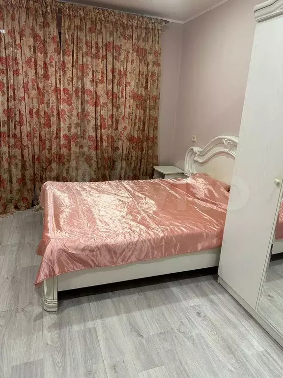 Комната 15 м в 3-к., 5/5 эт. - Фото 0
