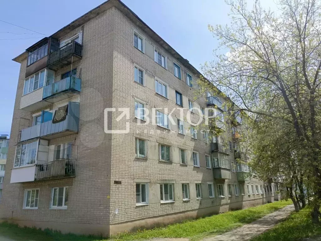 4-к. квартира, 62 м, 4/5 эт. - Фото 0