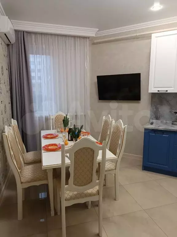 2-к. квартира, 70 м, 1/7 эт. - Фото 0