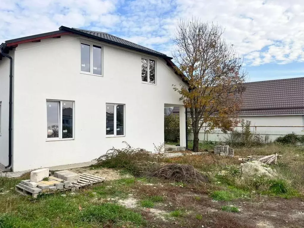 Дом в Краснодарский край, Новороссийск ул. Павла Соловьева (180 м) - Фото 1