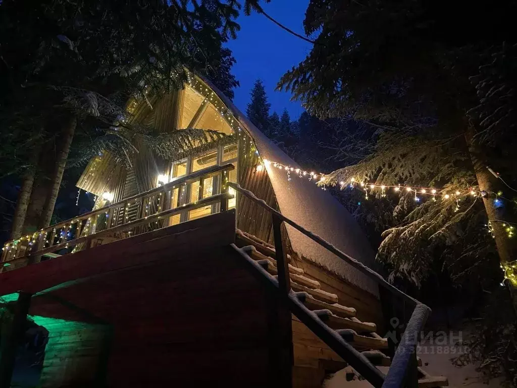 Дом в Карачаево-Черкесия, Зеленчукский район, с. Архыз  (50 м) - Фото 2