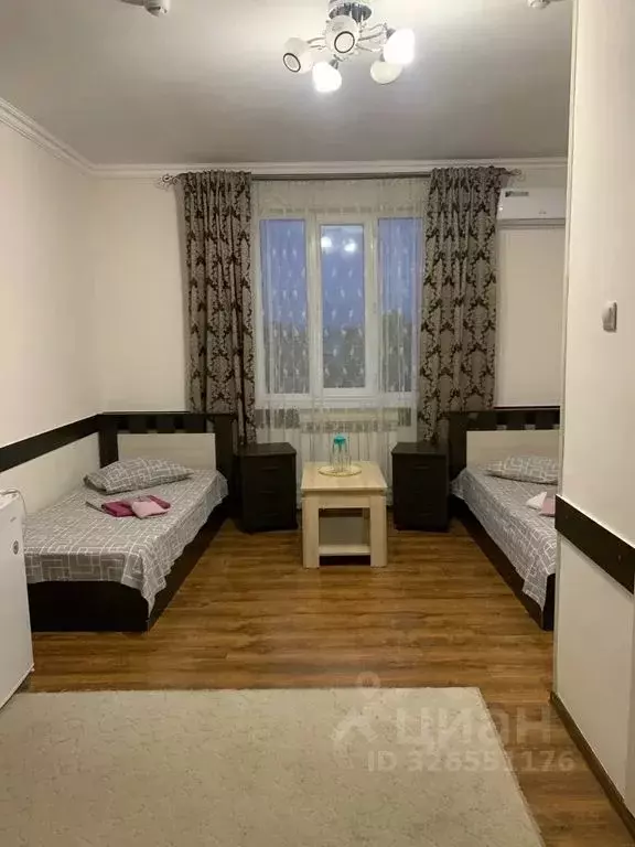 Комната Чеченская республика, Грозный пер. 1-й Шаумяна, 7 - Фото 1