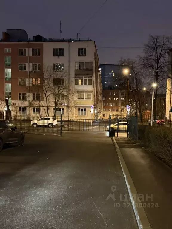 Гараж в Москва 6-й Рощинский проезд, 1 (15 м) - Фото 1