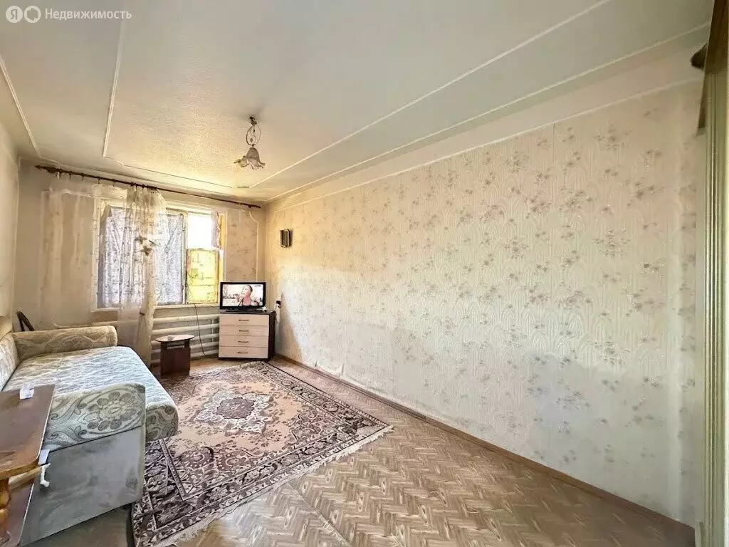 3-комнатная квартира: Баксан, улица Фрунзе, 11 (64.7 м) - Фото 2