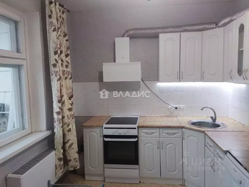 2-к кв. Владимирская область, Владимир ул. Фатьянова, 8 (60.0 м) - Фото 0