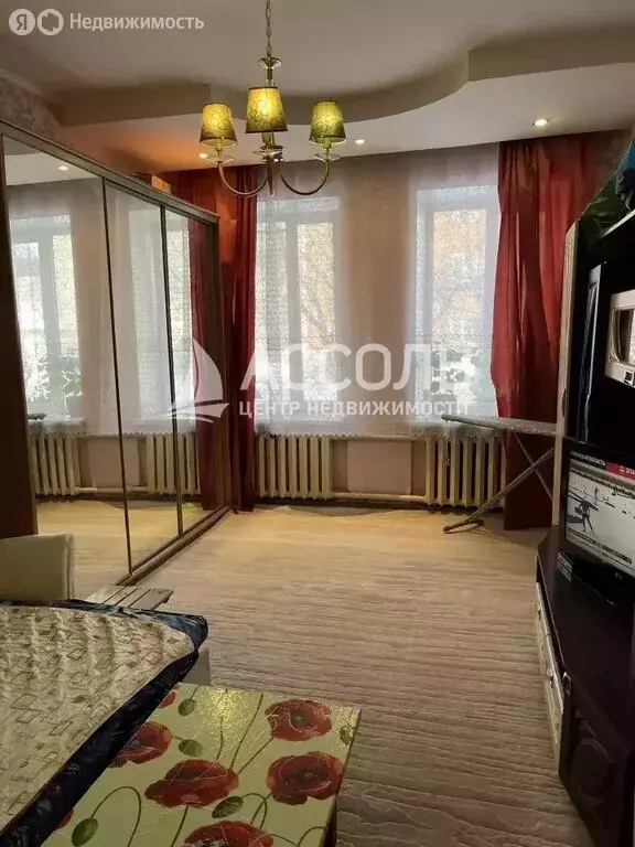 2-комнатная квартира: Омск, посёлок Чкаловский, улица Пархоменко, 18 ... - Фото 2