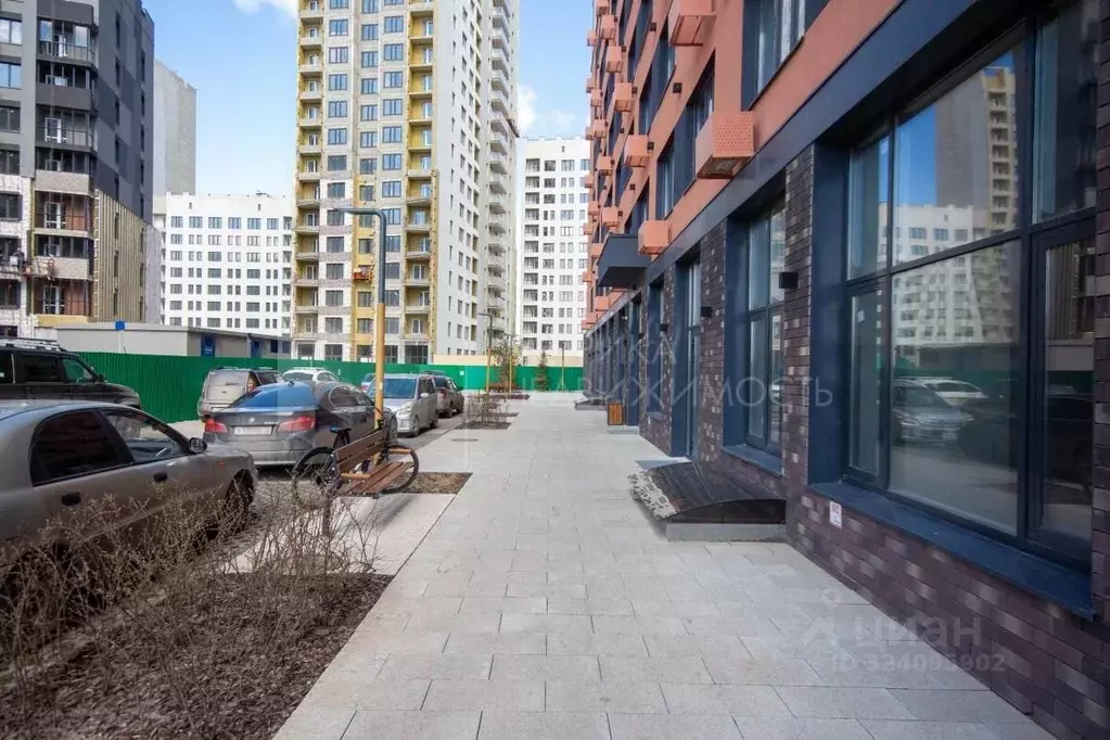 Помещение свободного назначения в Тюменская область, Тюмень ул. ... - Фото 1