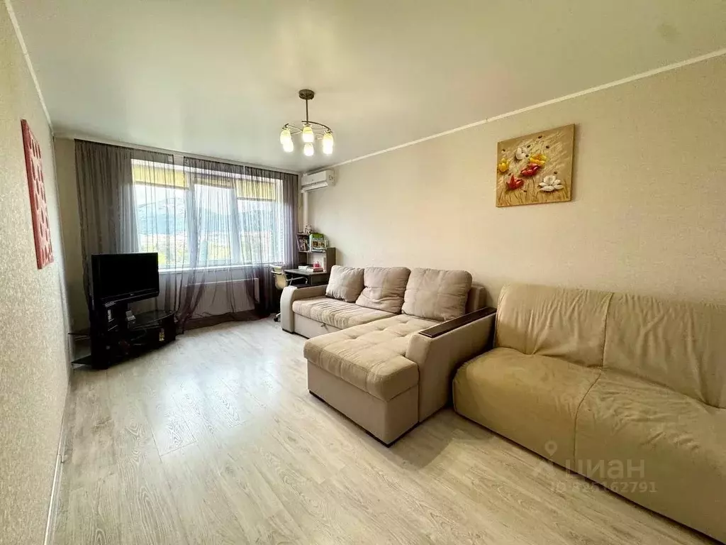 2-к кв. Крым, Феодосия муниципальный округ, Щебетовка пгт ул. Ленина ... - Фото 1