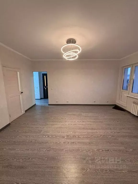 2-к кв. Саха (Якутия), Якутск ул. Халтурина, 22/2 (53.0 м) - Фото 0