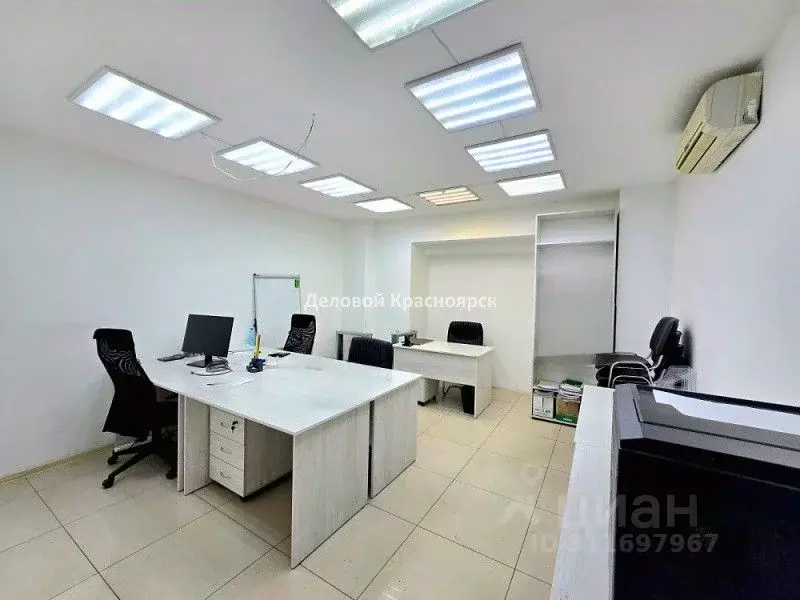 Офис в Красноярский край, Красноярск ул. Молокова, 40 (99 м) - Фото 0