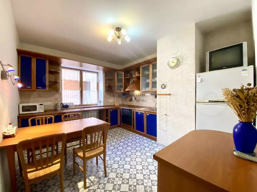 4-к. квартира, 128 м, 2/9 эт. - Фото 0
