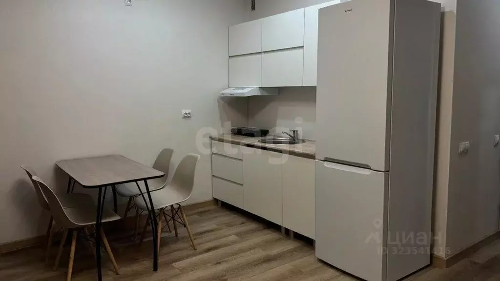 1-к кв. Тюменская область, Тюмень ул. Новоселов, 92 (38.0 м) - Фото 2