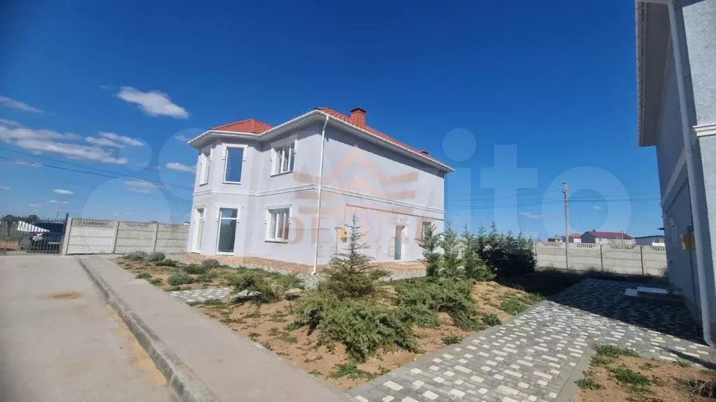 Дом 200 м на участке 5 сот. - Фото 0