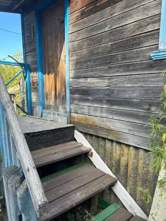 Дом в Саратовская область, Базарно-Карабулакский район, Максимовское ... - Фото 1