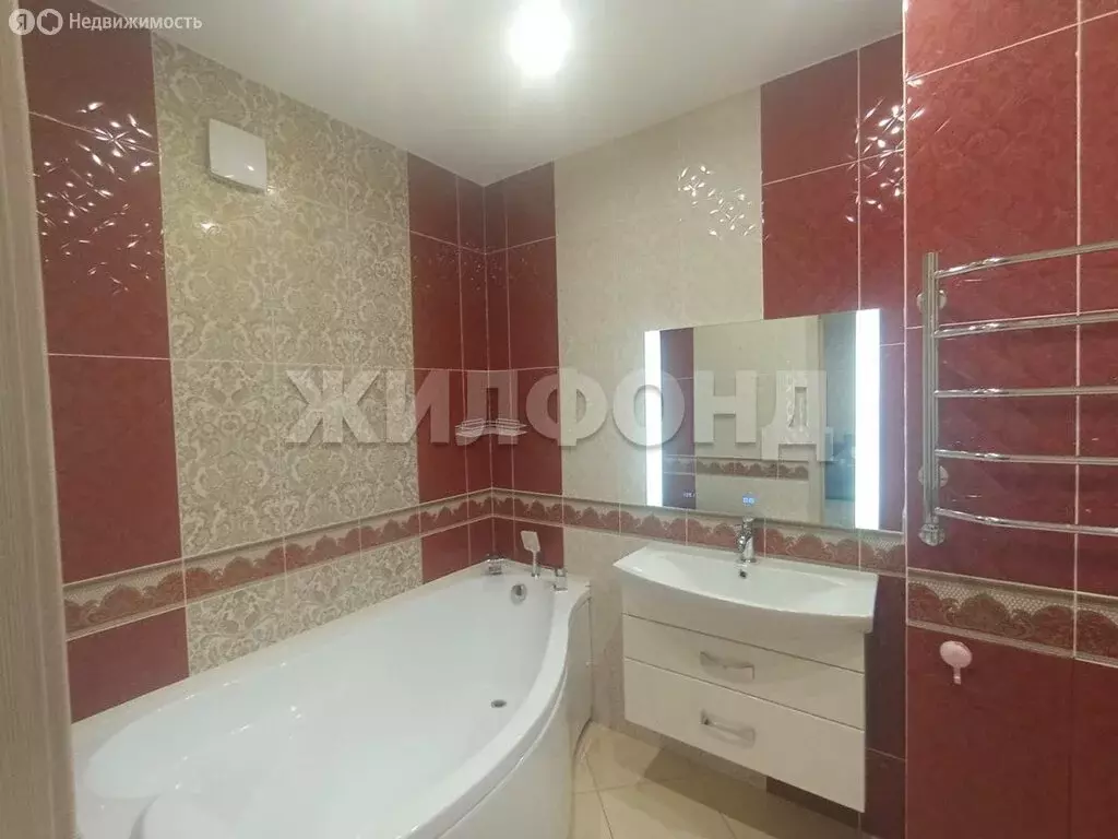 3-комнатная квартира: Барнаул, Змеиногорский тракт, 104П/7 (103.1 м) - Фото 1