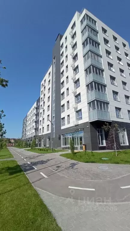 3-к кв. Татарстан, Казань ул. Анаса Тазетдинова, 4 (91.3 м) - Фото 0