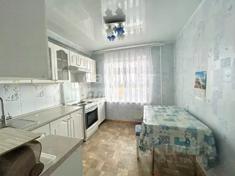 2-к кв. Удмуртия, Ижевск Молодежная ул., 98 (49.9 м) - Фото 1