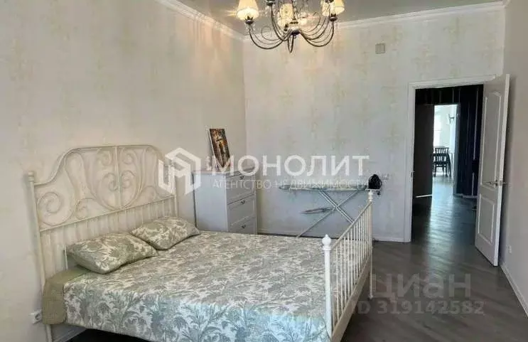 2-к кв. Белгородская область, Старый Оскол Степной мкр, 13 (90.0 м) - Фото 1