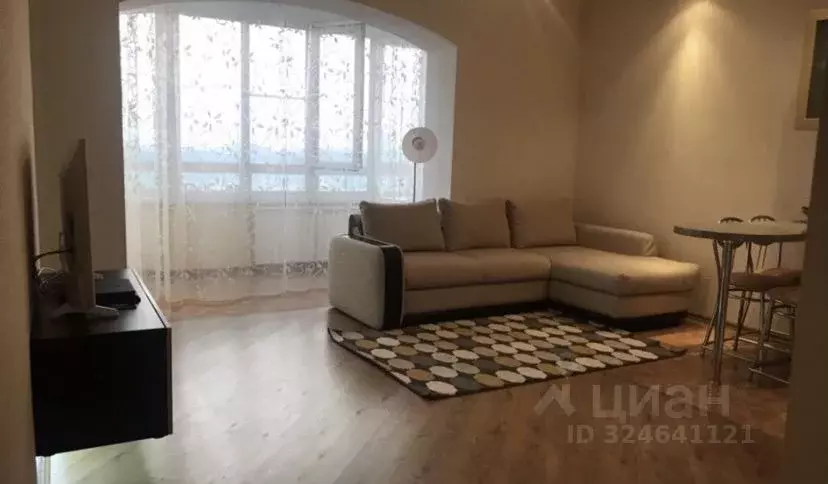 1-к кв. Омская область, Омск Омская ул., 77/2 (60.0 м) - Фото 1