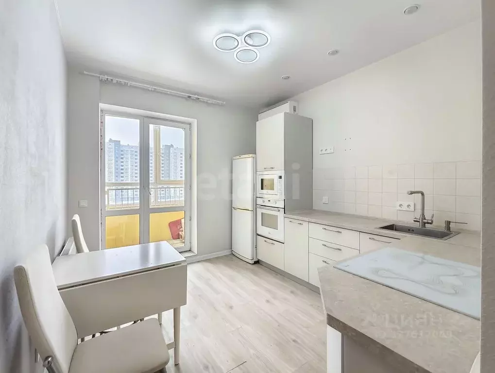 1-к кв. Тюменская область, Тюмень ул. Ветеранов Труда, 9А (39.4 м) - Фото 1