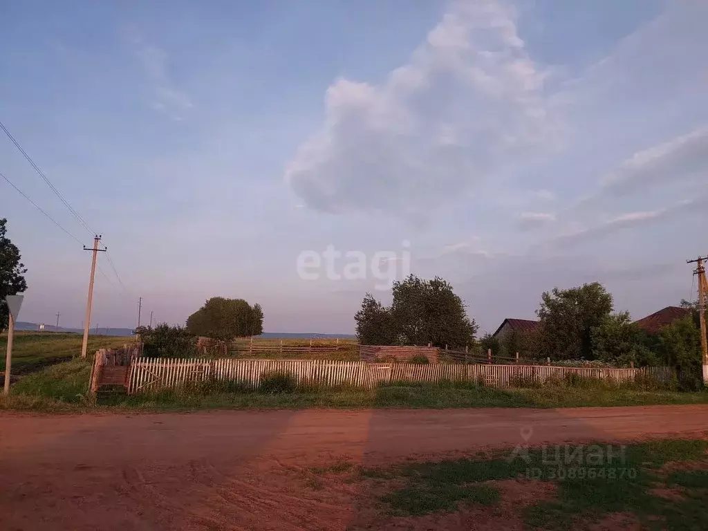 Участок в Башкортостан, Гафурийский район, Саитбабинский сельсовет, д. ... - Фото 1