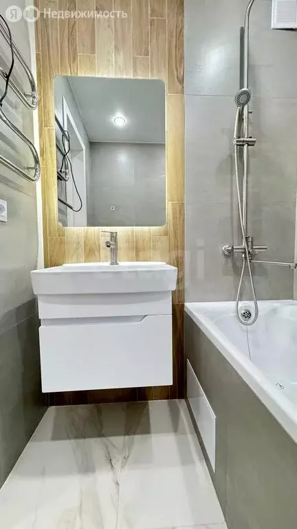 2-комнатная квартира: Йошкар-Ола, улица Подольских Курсантов, 8А (51 ... - Фото 2