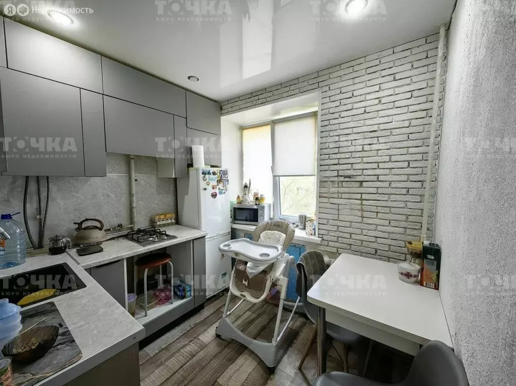 2-комнатная квартира: Чебаркуль, улица Крылова, 14А (40.9 м) - Фото 1
