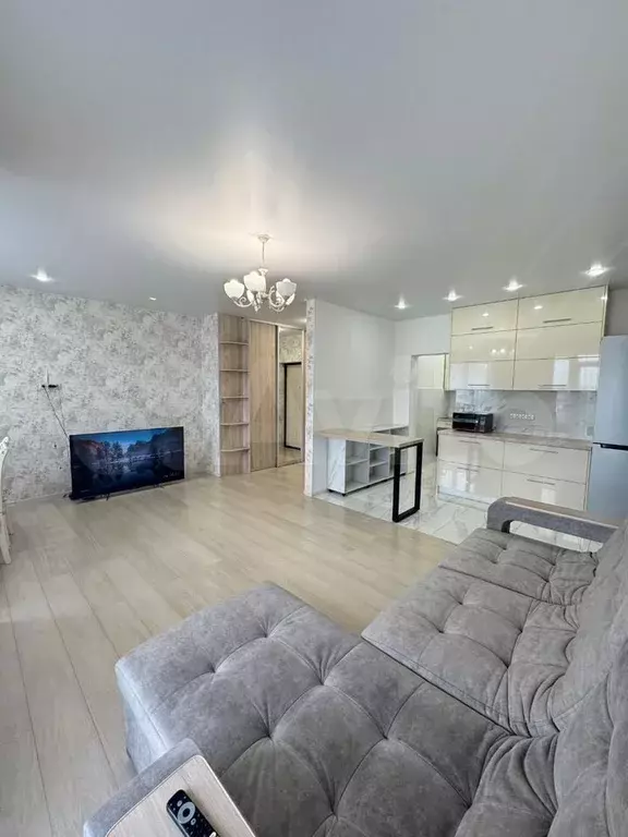 3-к. квартира, 80 м, 5/15 эт. - Фото 0