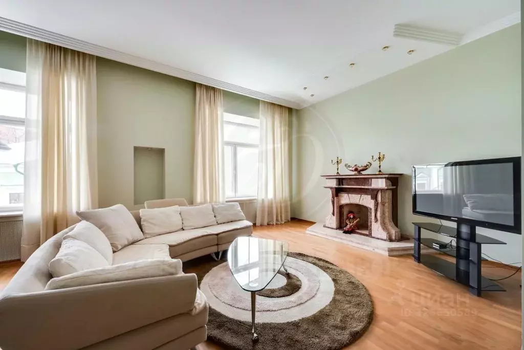 4-к кв. Москва ул. Большая Ордынка, 67 (200.0 м) - Фото 0