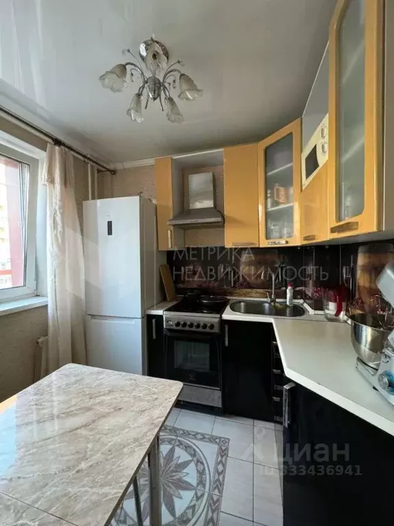 1-к кв. Тюменская область, Тюмень ул. Станислава Карнацевича, 7 (29.9 ... - Фото 0