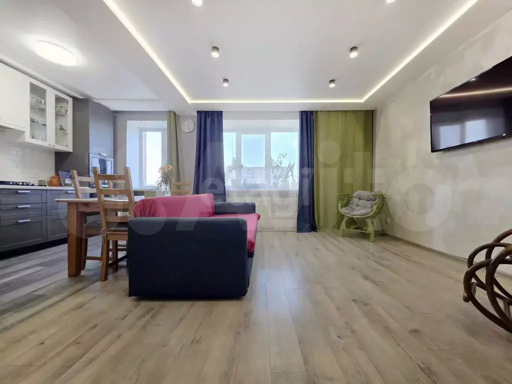 3-к. квартира, 61 м, 4/9 эт. - Фото 1