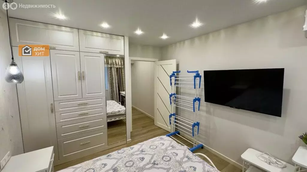 2-комнатная квартира: Евпатория, проспект Победы, 87Бк2 (58 м) - Фото 1