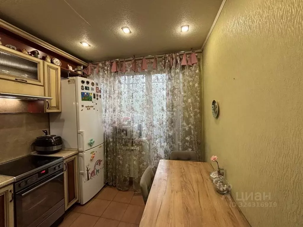 2-к кв. Мурманская область, Мурманск ул. Адмирала флота Лобова, 31к1 ... - Фото 2