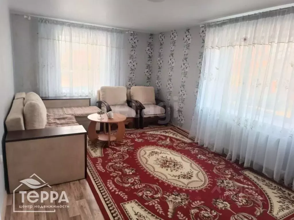 2-к кв. Крым, Черноморское пгт ул. Щорса, 12А (42.4 м) - Фото 1