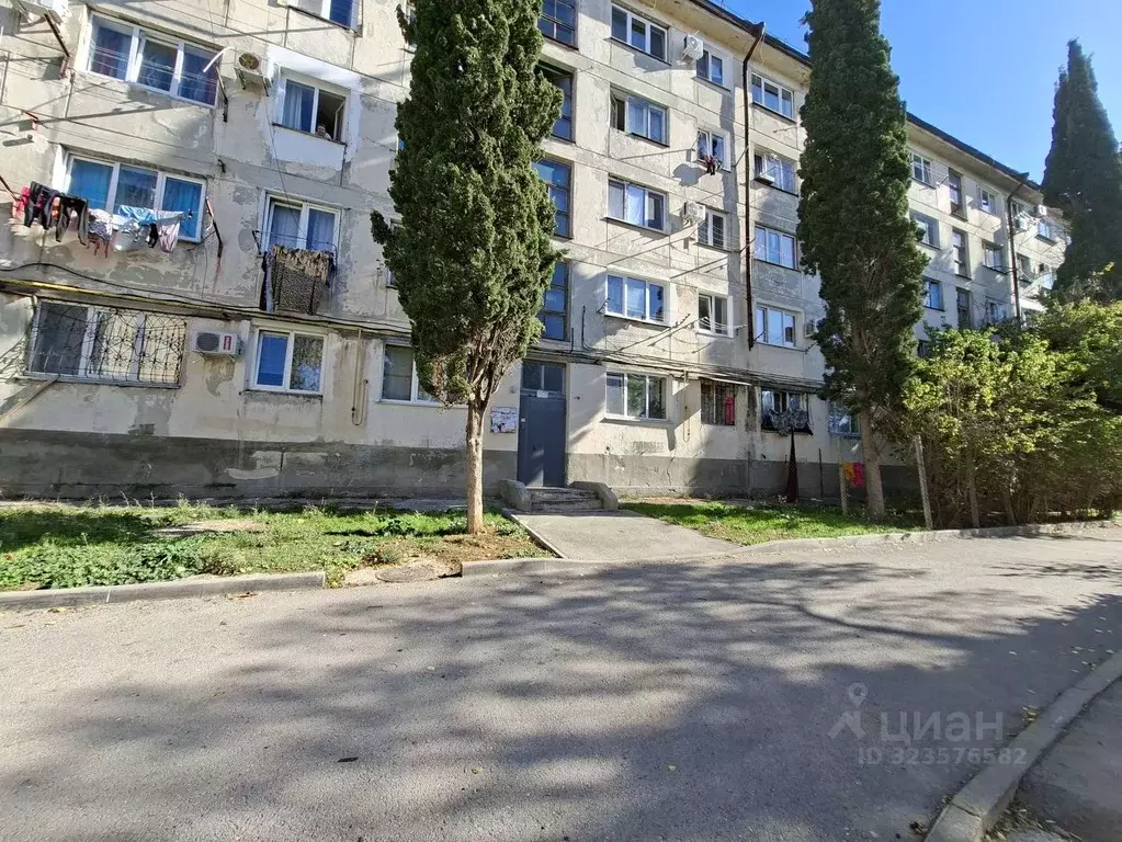 Комната Севастополь ул. Героев Подводников, 8 (10.0 м) - Фото 1