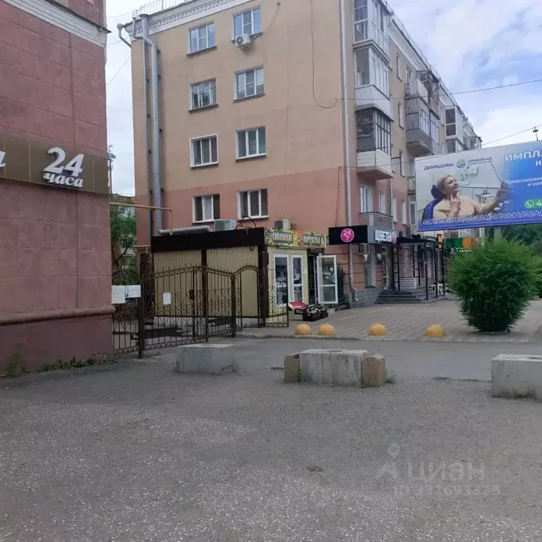 Студия Омская область, Омск просп. Карла Маркса, 26 (30.0 м) - Фото 2