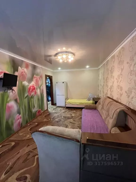 3-к кв. Татарстан, Альметьевск ул. Гафиатуллина, 4 (62.0 м) - Фото 0