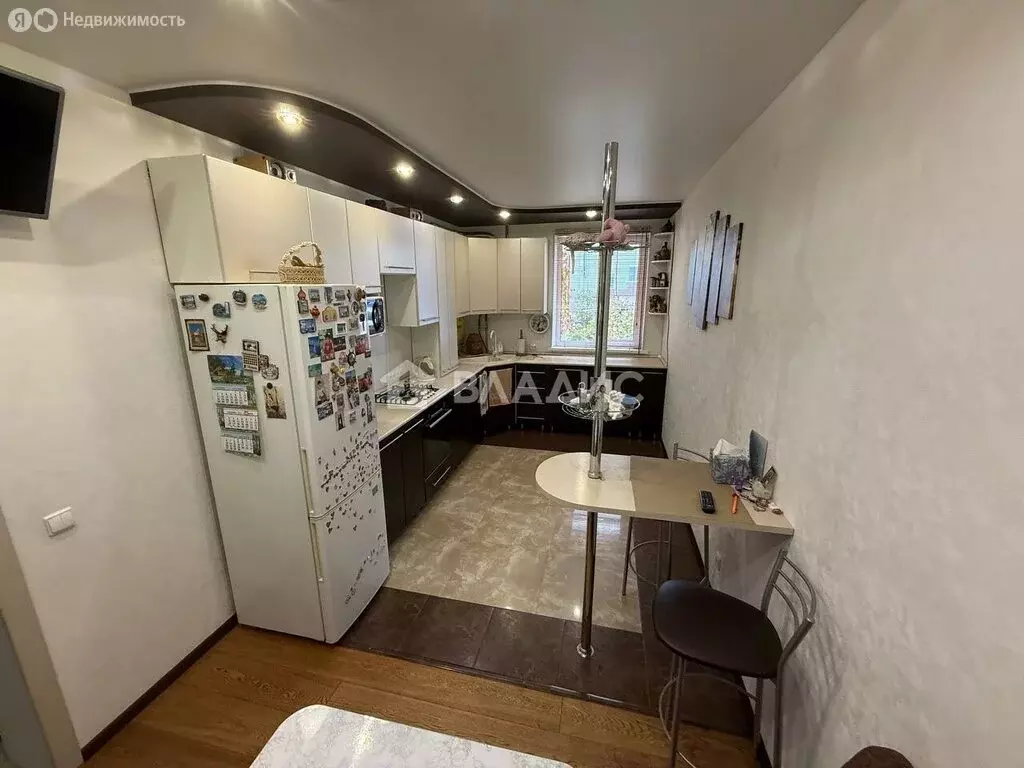 2-комнатная квартира: Лакинск, Майская улица, 5 (60 м) - Фото 2