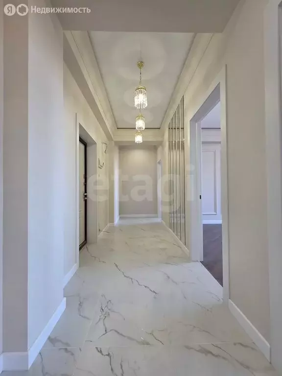 2-комнатная квартира: Махачкала, улица Лизы Чайкиной, 67Б (64 м) - Фото 1