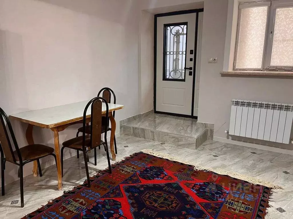 Дом в Дагестан, Дербент ул. А. Рыбникова, 7 (100 м) - Фото 0